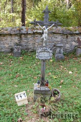 Photos of the grave 141