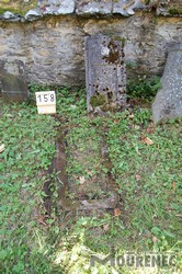 Photos of the grave 158