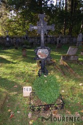 Photos of the grave 168