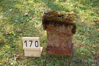 Photos of the grave 170