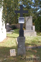 Photos of the grave 22