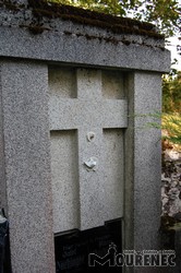 Photos of the grave 64