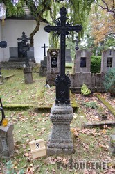 Photos of the grave 8
