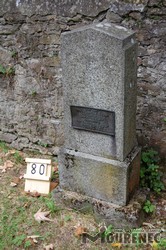 Photos of the grave 80