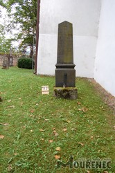 Photos of the grave 82