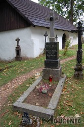 Photos of the grave 92